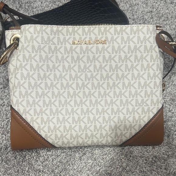 Michael Kors Cream and Brown Crossbody Bag - Picture 1 of 3